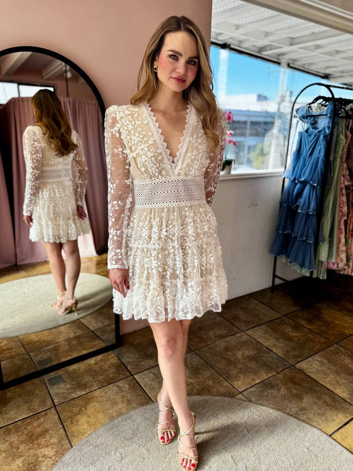 Vestido blossom blanco corto