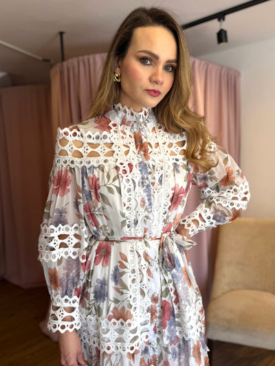 Gasa flora apliques crochet