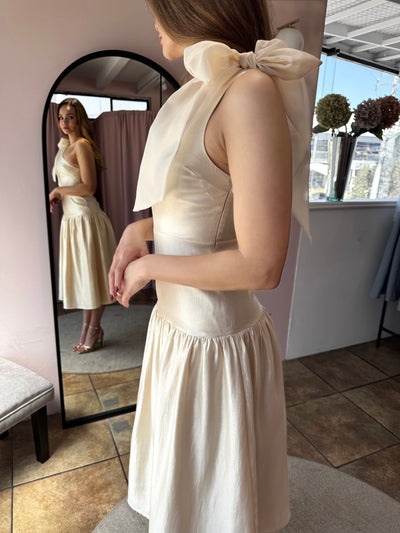 Vestido hombro moño Organza