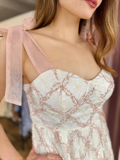 Vestido listones rosas
