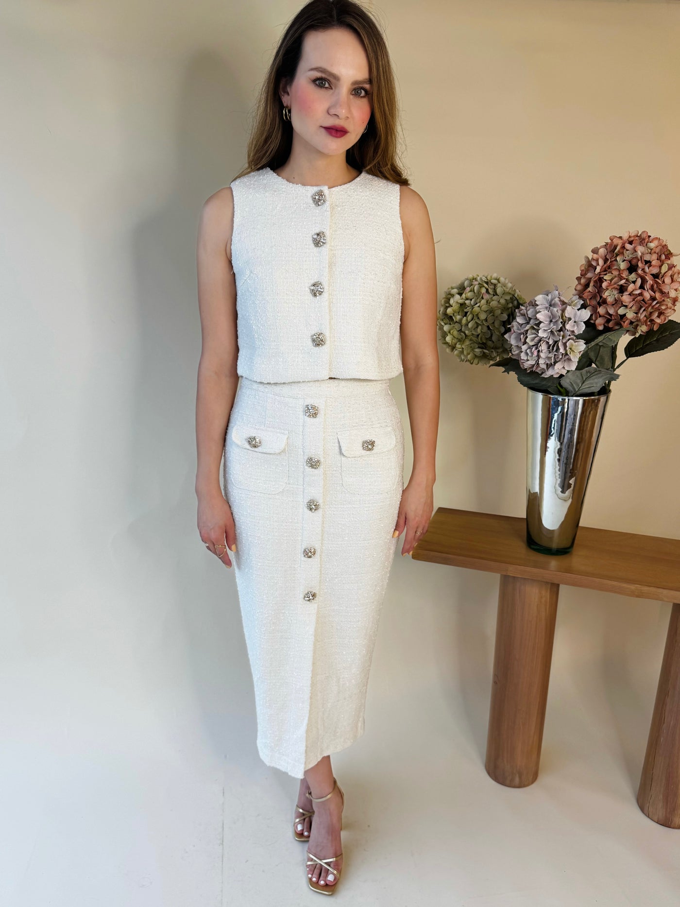 Set falda botón pedrería