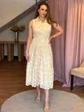 Vestido crema cuello