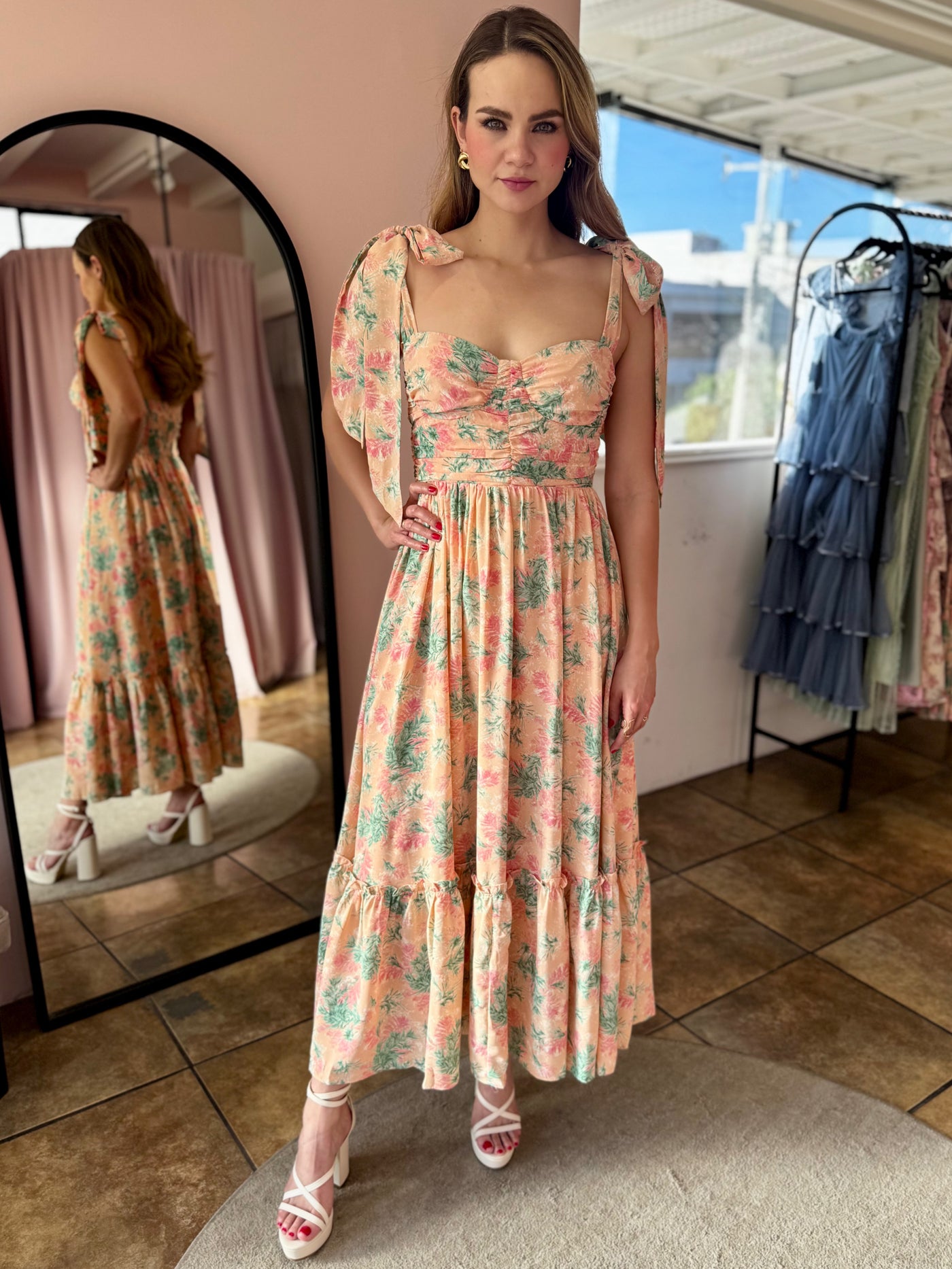 Vestido salmón floral