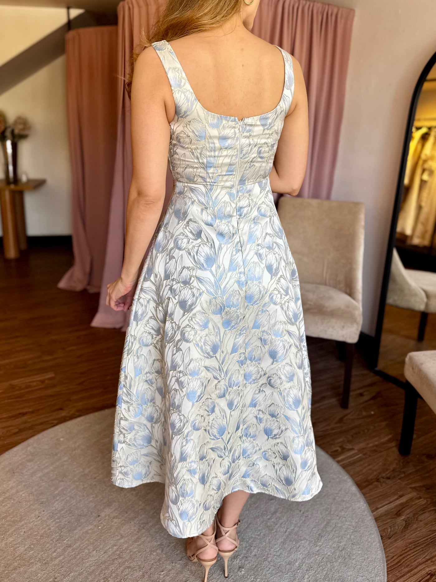 Vestido relieve tulipán Ligh blue