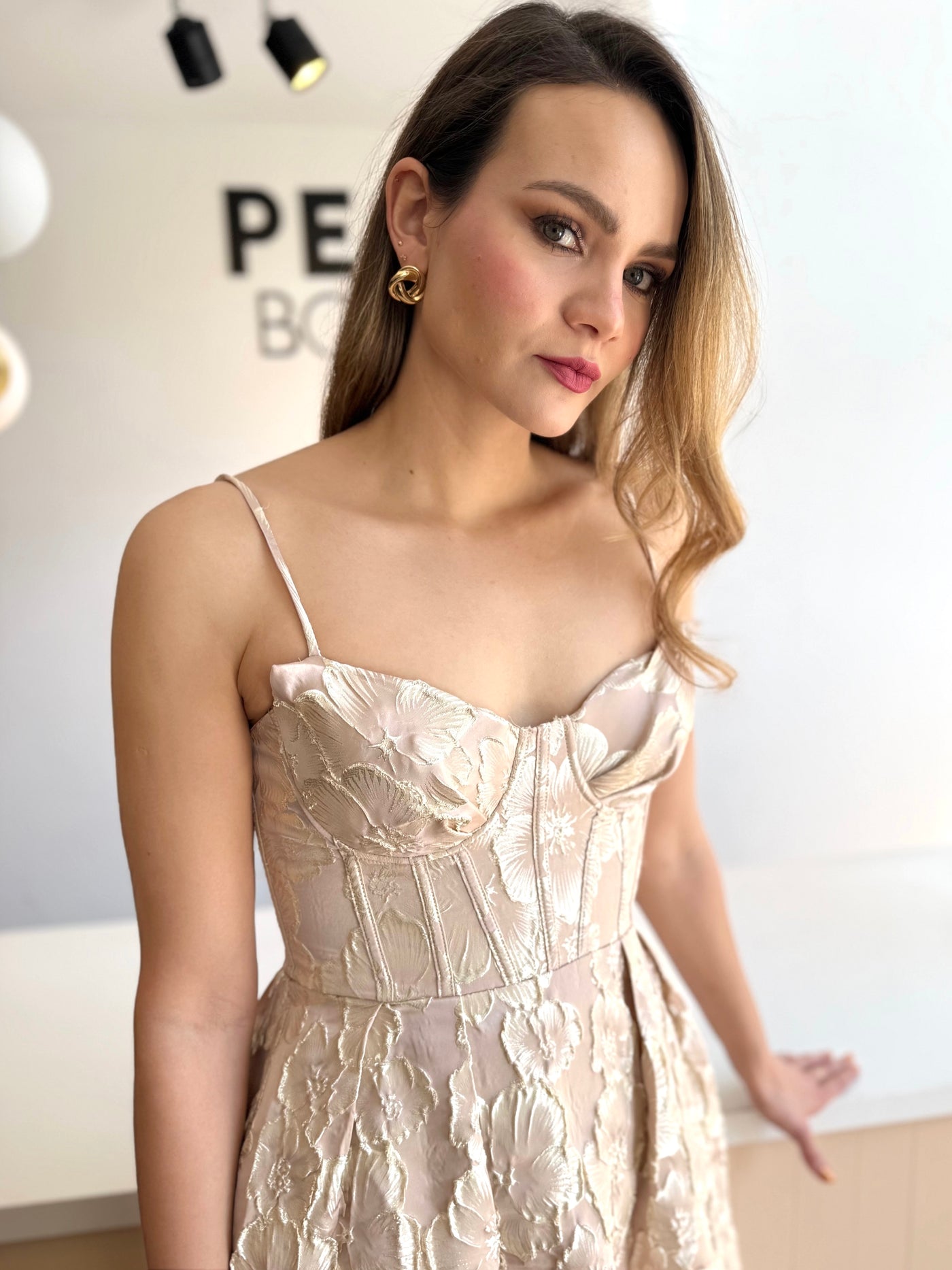 Vestido corset brocado champagne