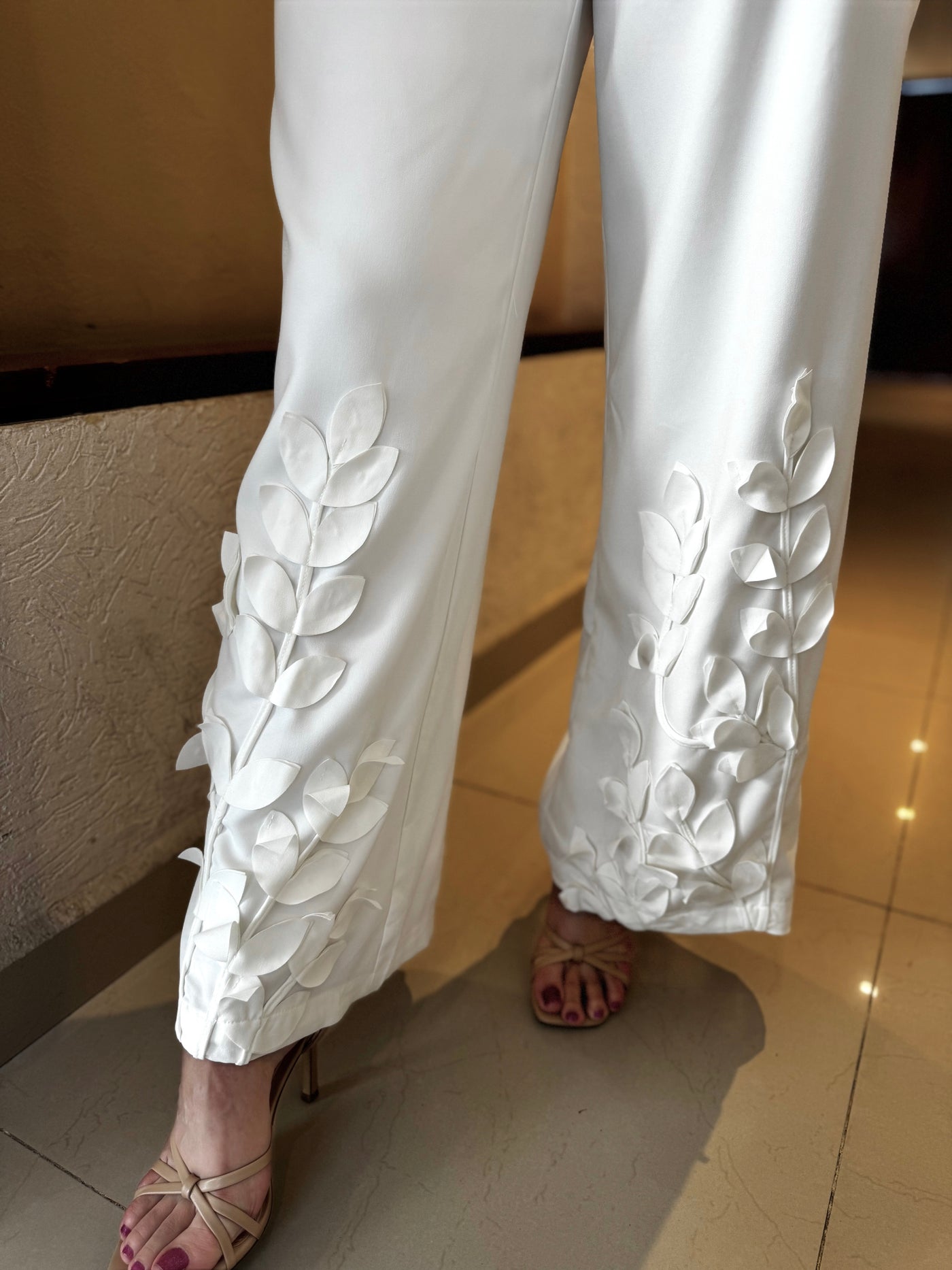 Jumpsuit detalle hojas