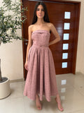 Vestido straple mauve cinturón