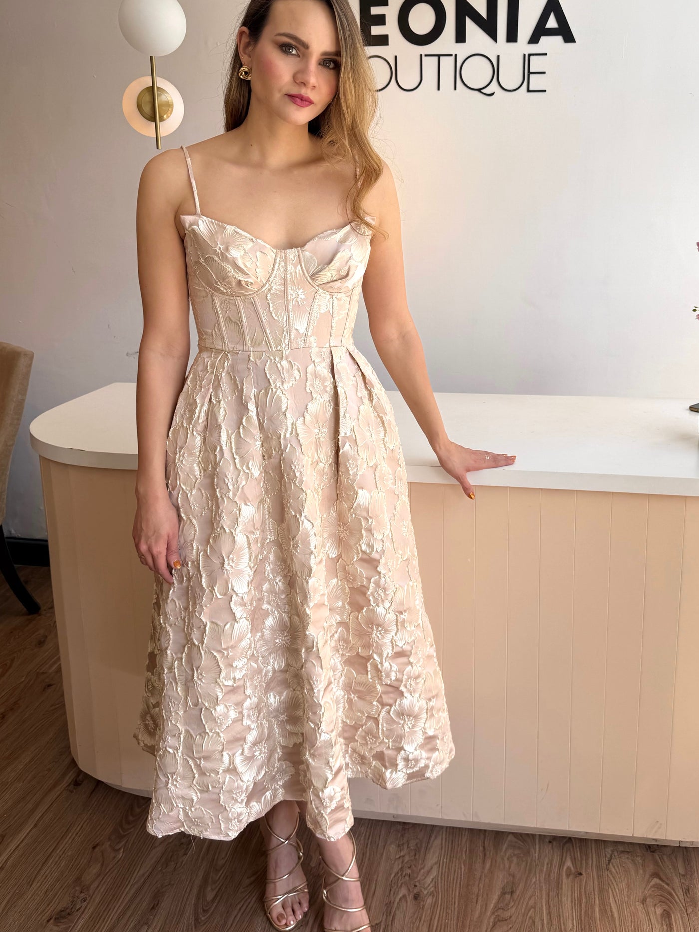 Vestido corset brocado champagne