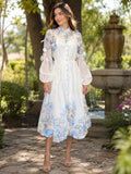 Vestidos flores colgantes blanco y azul