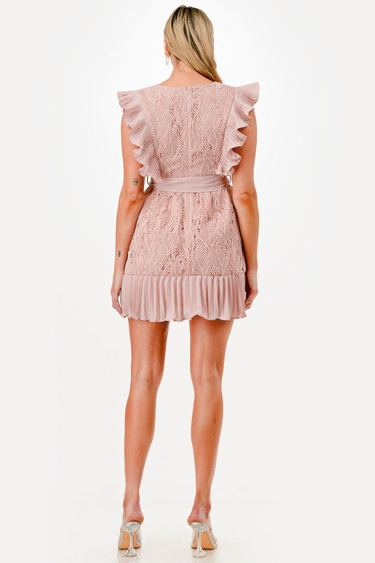 Vestido corto blush